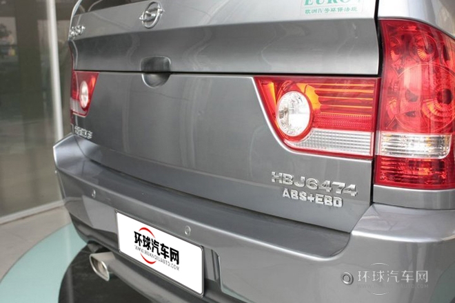 2011款 2.4L 自動四驅超豪華型