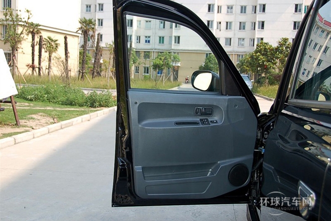 2009款 2.5T 自動標配