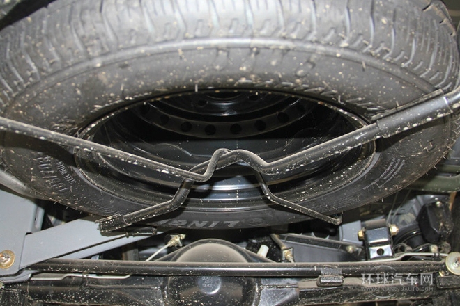 2013款 1.5L 自動5座時尚豪華型