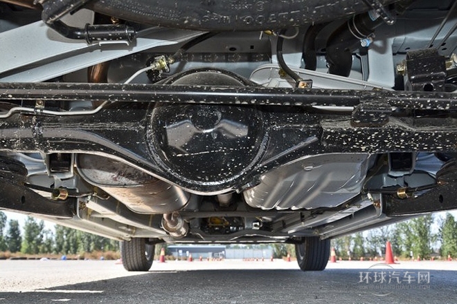 2013款 1.5L 自動5座時尚豪華型