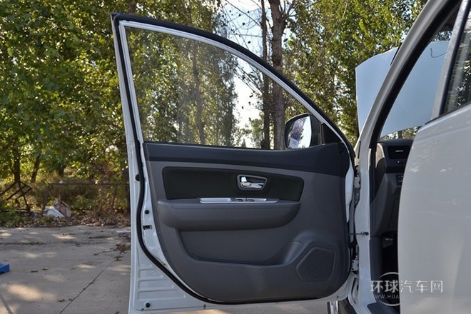 2013款 1.5L 自動5座時尚豪華型