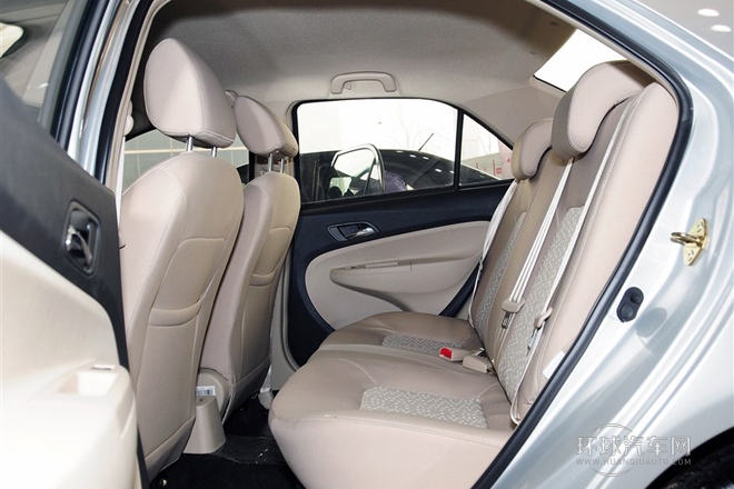 2012款 1.5L 進(jìn)取型