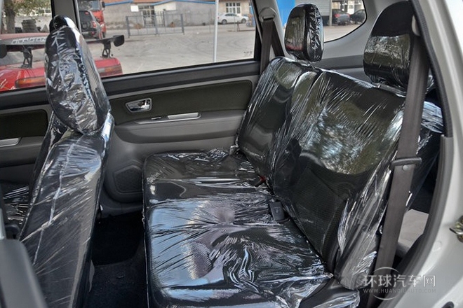 2013款 1.5L 自動5座時尚豪華型