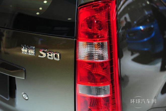 2013款 1.5L 手動7座時尚豪華型