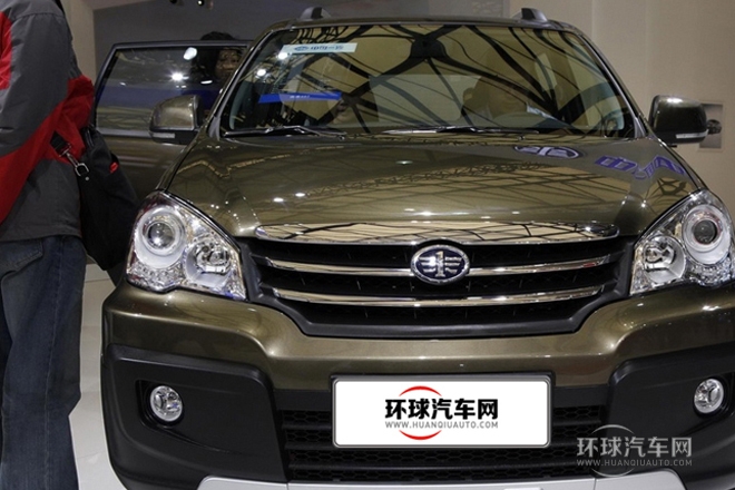 2013款 1.5L 手動7座時尚豪華型