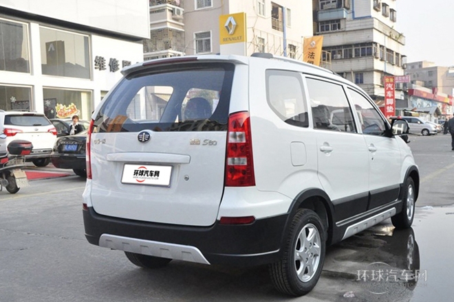 2013款 1.5L 手動7座時尚舒適型