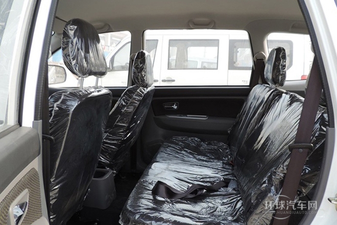 2013款 1.5L 手動5座時尚舒適型