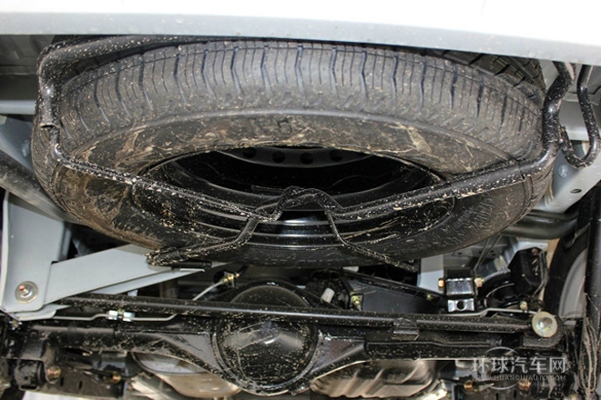 2013款 1.5L 自動5座時尚版