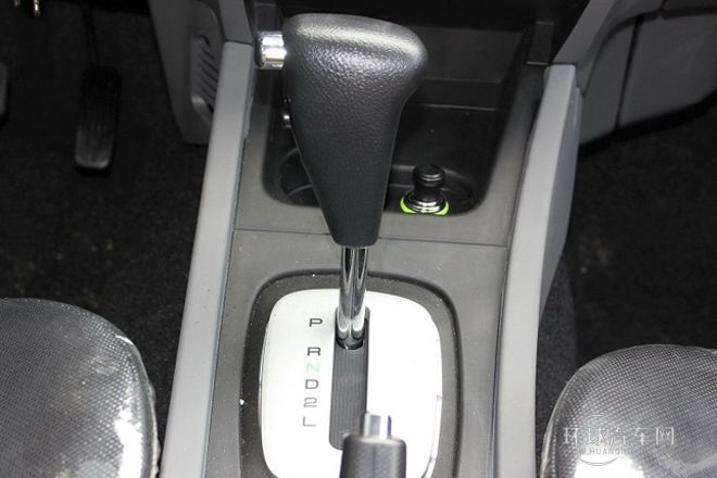 2013款 1.5L 自動5座時尚版