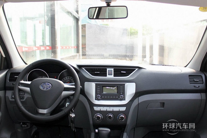 2013款 1.5L 自動(dòng)5座時(shí)尚版