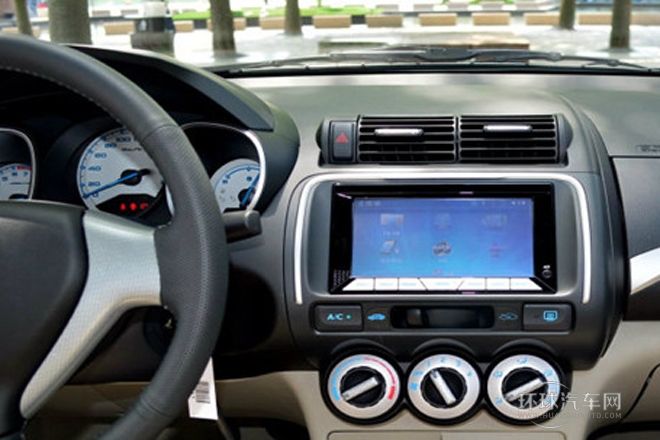 2013款 1.5L 手動豪華型