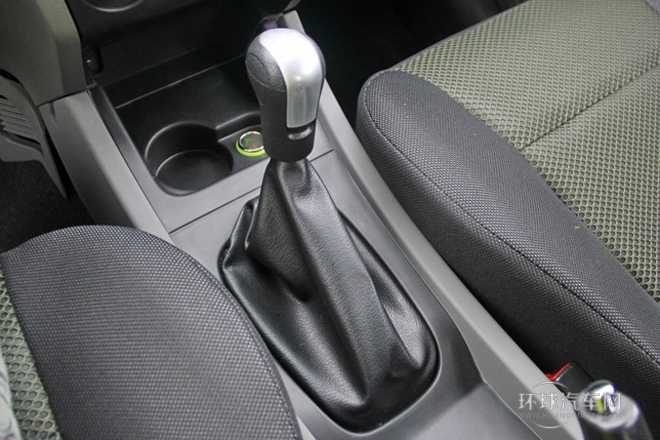 2013款 1.5L 手動(dòng)7座都市時(shí)尚版