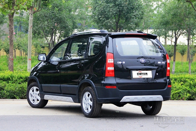 2013款 1.5L 手動7座都市時尚版