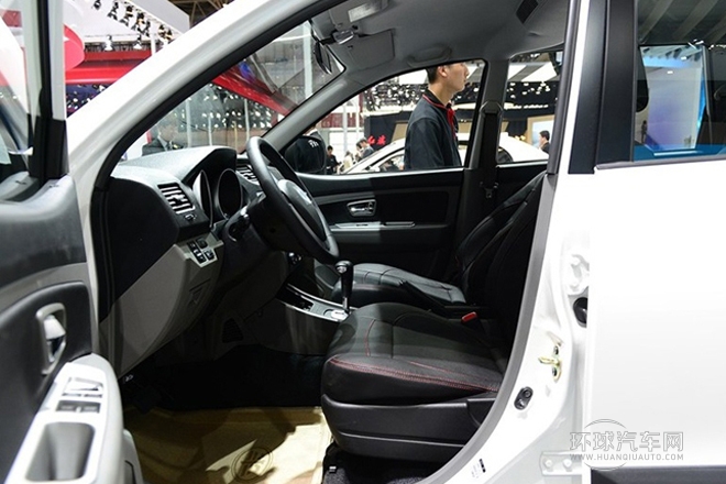 2014款 1.5L 自動7座至尊導航版