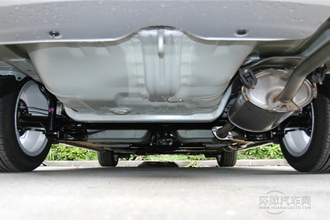 2013款 1.5L 自動(dòng)豪華型