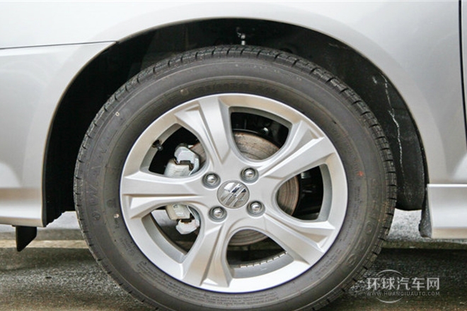 2013款 1.5L 自動豪華型