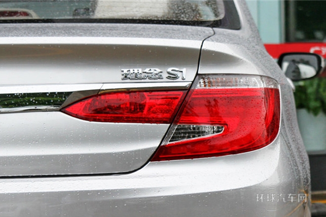 2013款 1.5L 自動豪華型