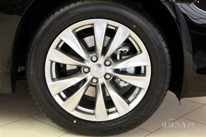 2013款 2.5L 豪華版