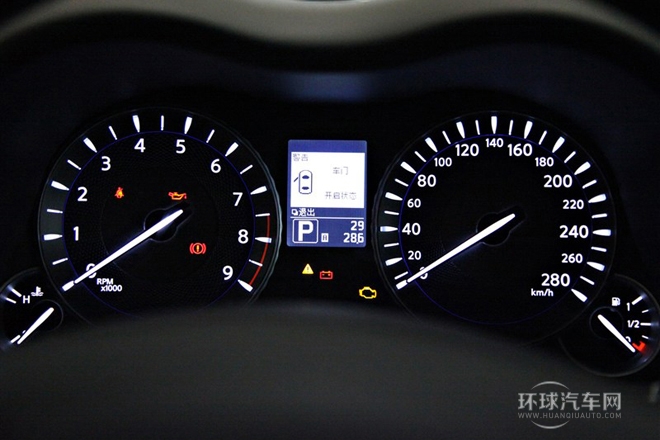 2013款 2.5L 豪華版