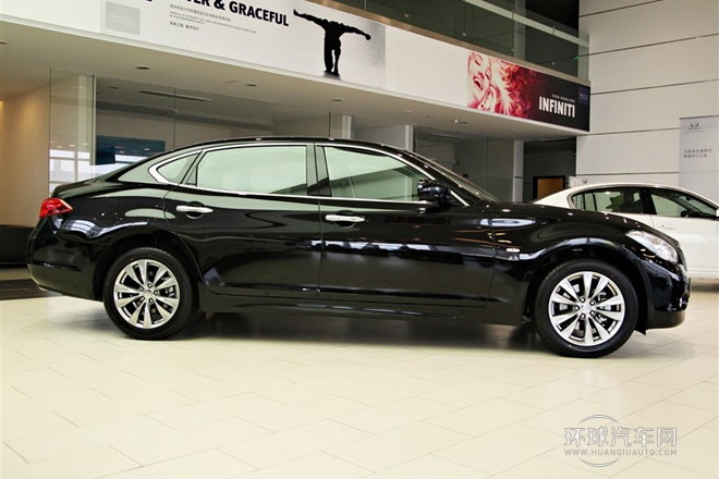 2013款 2.5L 豪華版