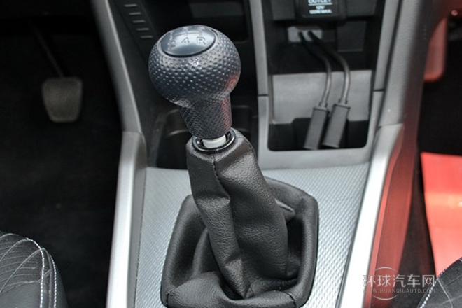 2013款 1.5L 手動運動型