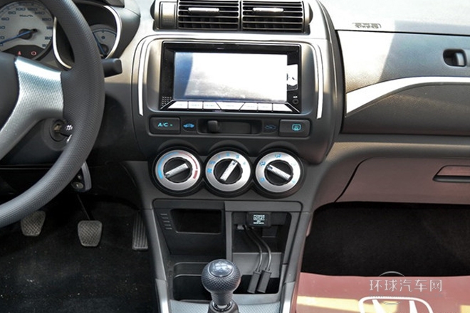 2013款 1.5L 手動運動型