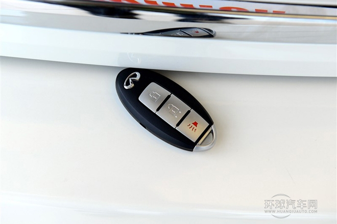 2013款 2.5L 四驅優雅版