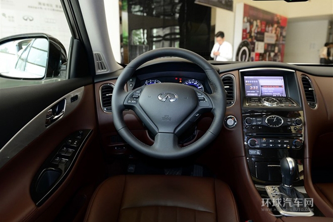 2013款 2.5L 四驅優雅版