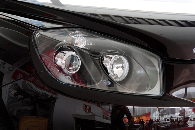 2013款 2.0L 手動(dòng)尊貴型