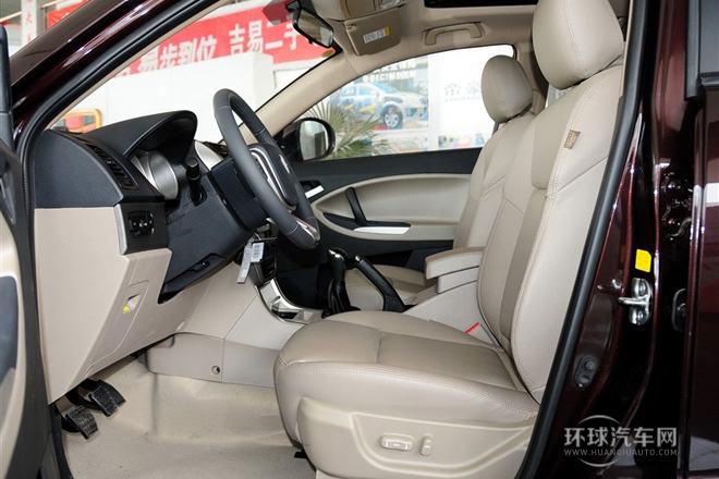 2013款 2.0L 手動尊貴型
