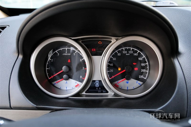 2013款 2.0L 手動精英型