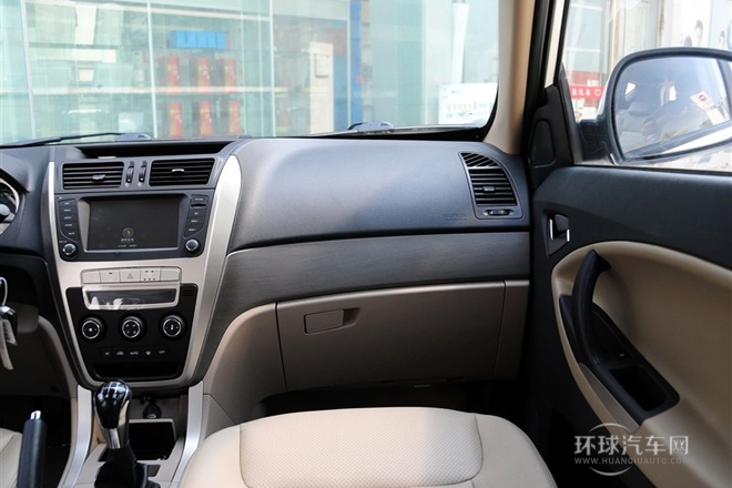 2013款 2.0L 手動精英型