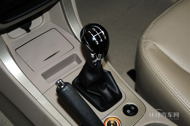 2013款 1.8L 手動進取型