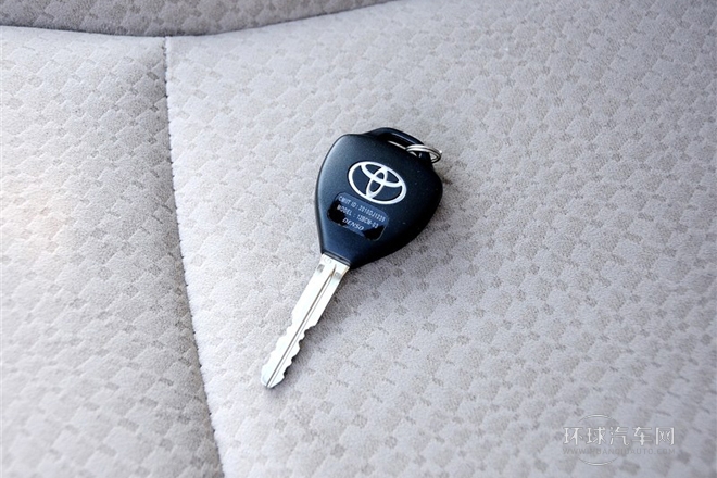 2013款 特裝版 1.6L 手動炫酷型GL