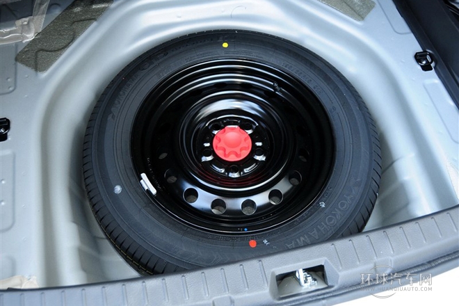 2013款 特裝版 1.6L 手動至酷型GL