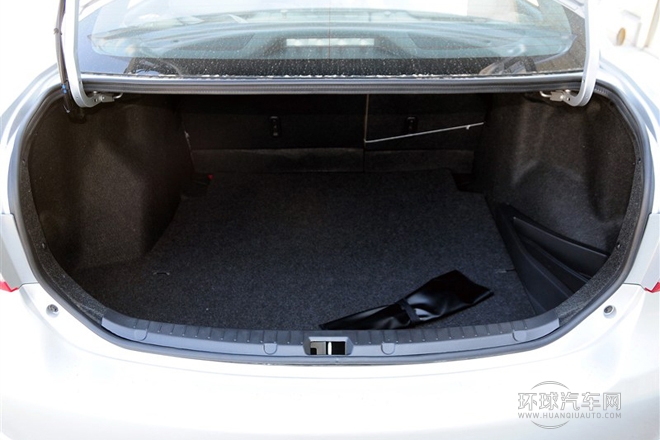 2013款 特裝版 1.6L 手動至酷型GL