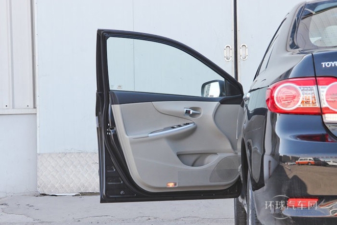 2013款 特裝版 1.8L 手動至酷版GL-i