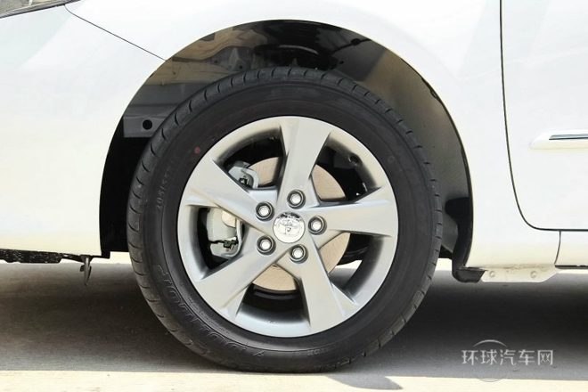 2013款 特裝版 1.8L CVT至酷版GL-i