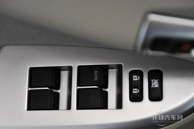 2011款 1.8L 手動GL-i