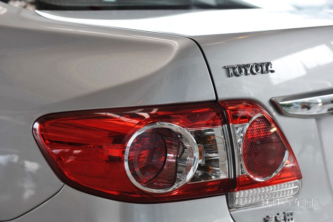 2011款 1.8L 手動(dòng)GL-i