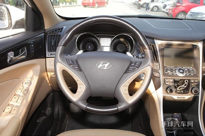 2013款 2.4L 自動(dòng)頂級(jí)版 國(guó)V