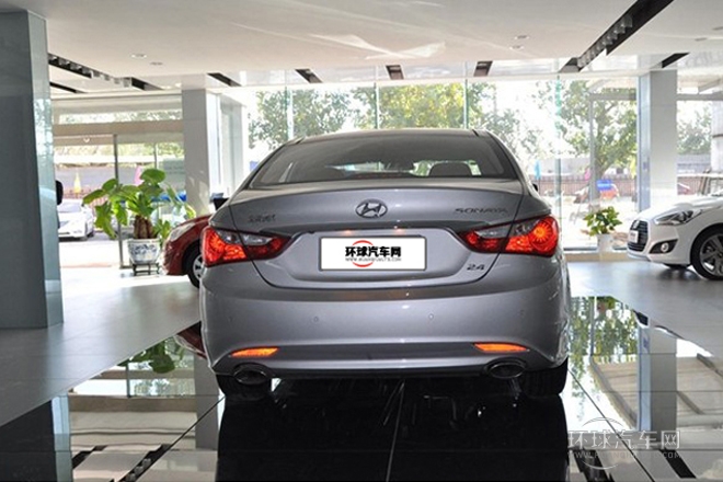 2013款 2.4L 自動頂級版 國V