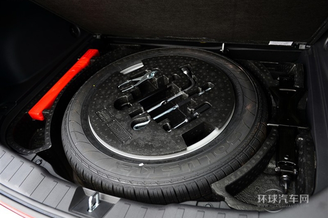 2014款 1.5T 手動兩驅精英版