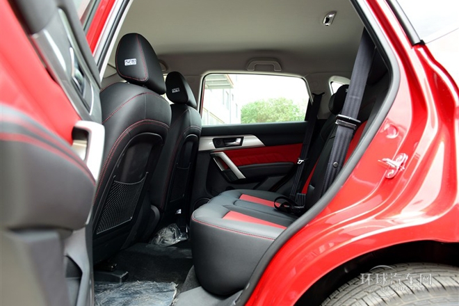 2014款 1.5T 手動兩驅精英版