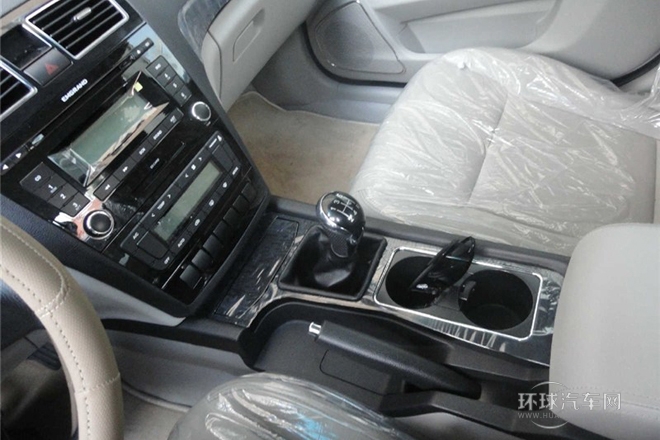 2013款 2.0L 手動進取型