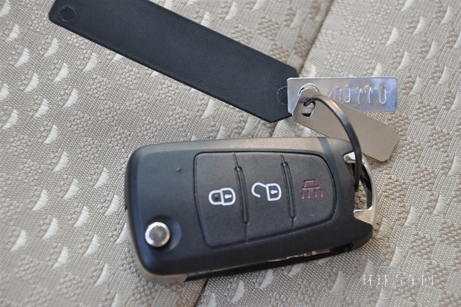 2012款 歐風(fēng)版 綠靜2.0T自動兩驅(qū)舒適型