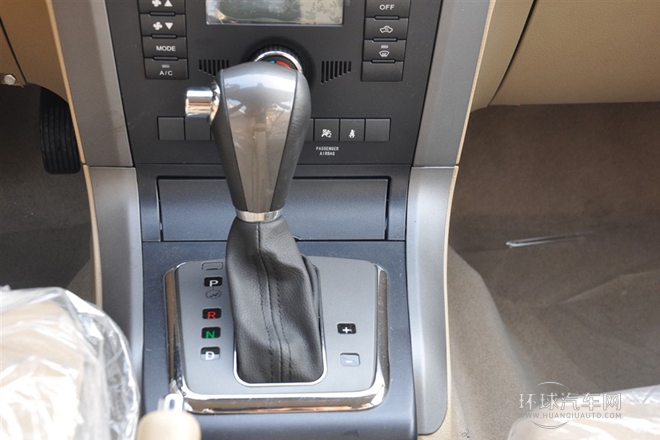 2012款 歐風(fēng)版 綠靜2.0T自動(dòng)兩驅(qū)舒適型