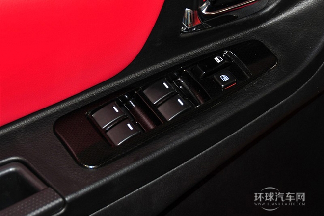 2010款 Cross 1.5L 手動標準型