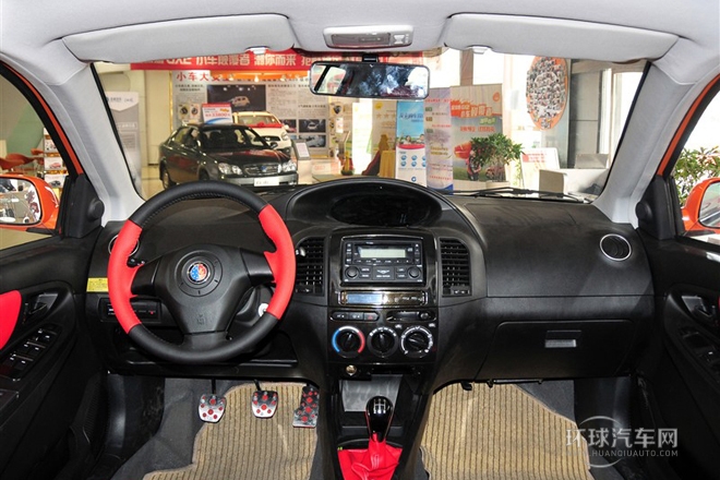 2010款 Cross 1.5L 手動標(biāo)準(zhǔn)型