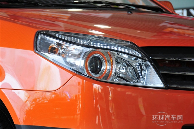 2010款 Cross 1.5L 手動標(biāo)準(zhǔn)型